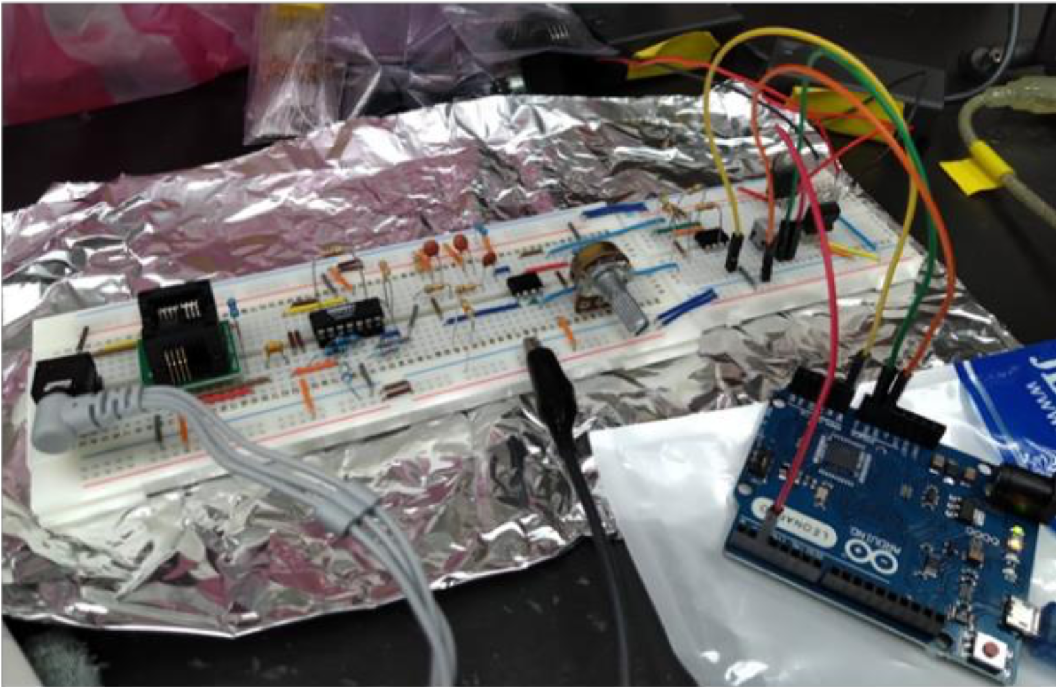 Breadboard prototype of the EOG circuit